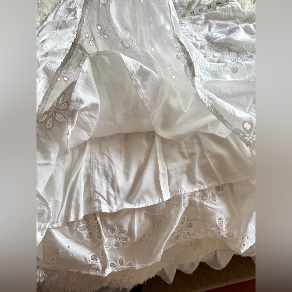 NWOT Lace Hook Maxi Dress - Picture 13 of 14